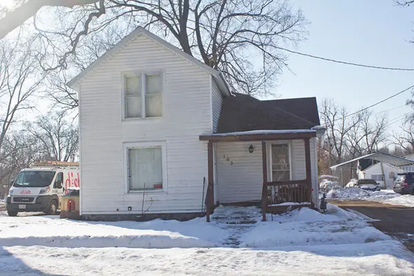 105 Pokagon Street, Dowagiac, MI 49047