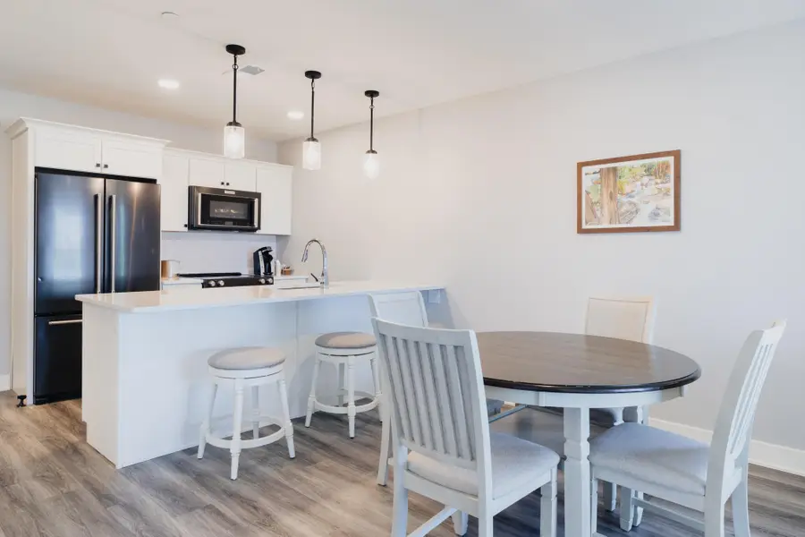 800 Whitwam Drive Unit: 1 & 1A, Benton Harbor, MI 49085 - #2