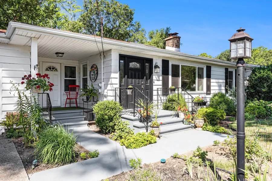 208 S Barker Street, New Buffalo, MI 49117 - #3