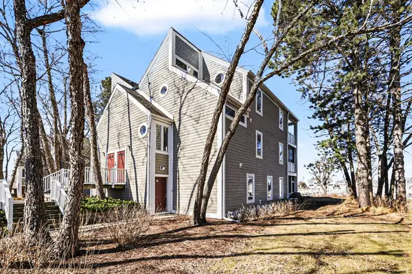 410 Oselka Drive Unit: 123, NewBuffalo, MI 49117