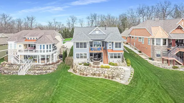 68458 Waterfront Drive, Edwardsburg, MI 49112