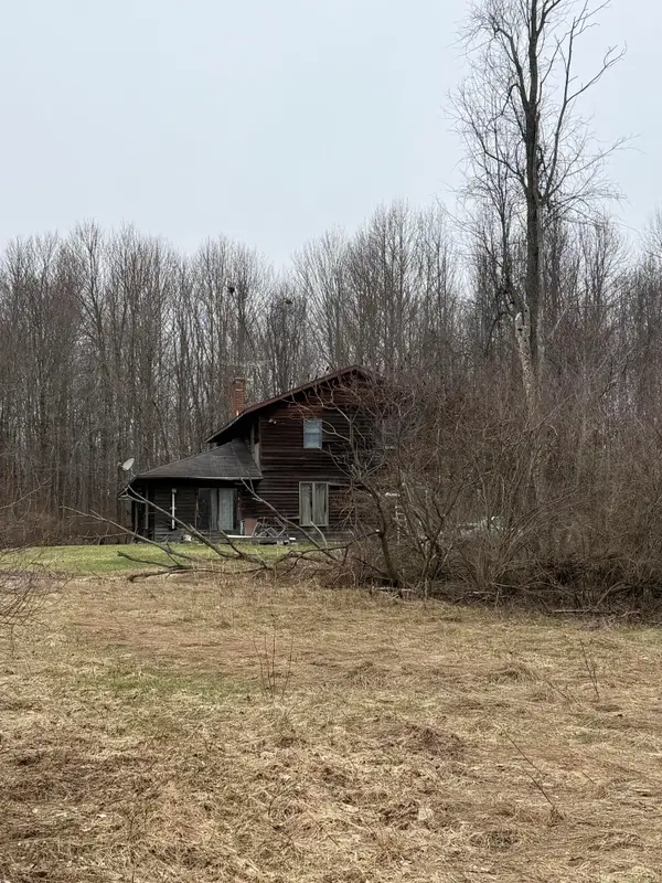 2730 Fairview Road, EauClaire, MI 49111