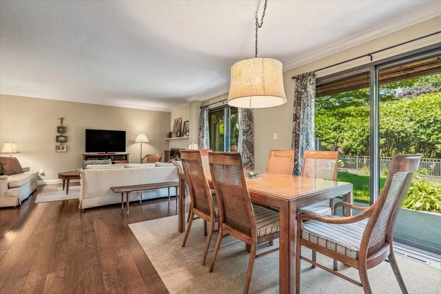 2727 S Lakeshore Drive Building: G Unit: G27, Shoreham, MI 49085 - #2