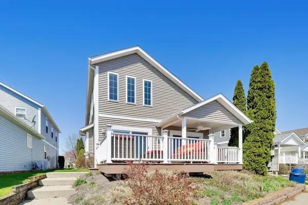 425 Island Pointe Drive, StJoseph, MI 49085