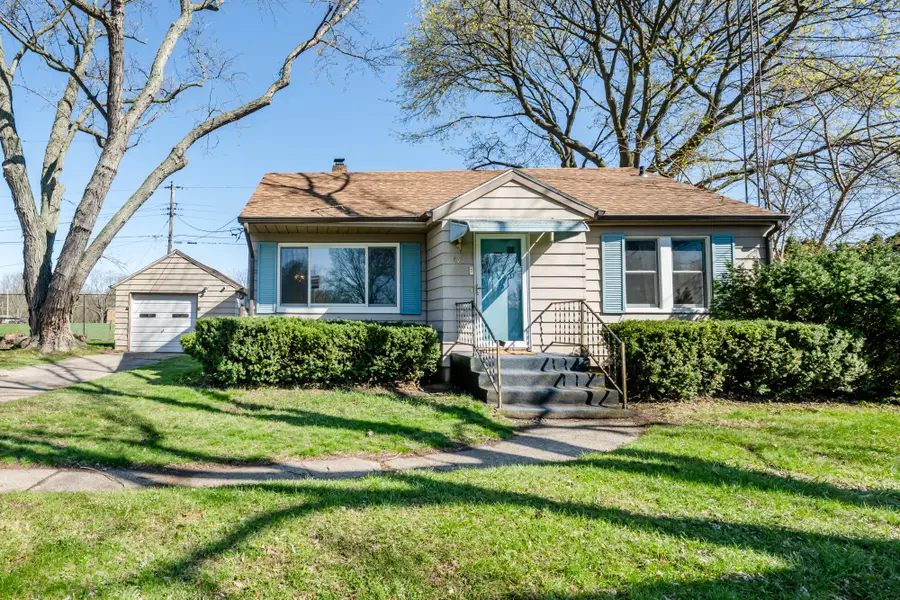 471 Dale Avenue, Fair Plain, MI 49022 - #2