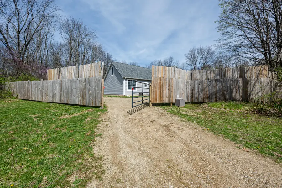 15664 Old Walton Road, Buchanan, MI 49107 - #3