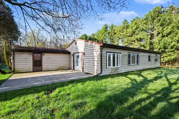 21583 Calvin Hill Street, Cassopolis, MI 49031