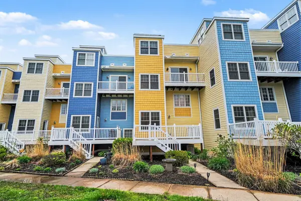 9 Diamond Point Lane Unit: 9, NewBuffalo, MI 49117