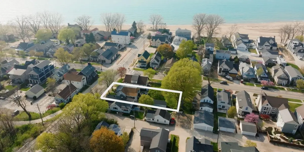 307 Park Street, Saint Joseph, MI 49085 - #1