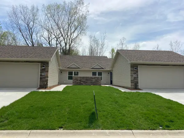 730 Violet Way, StJoseph, MI Yes