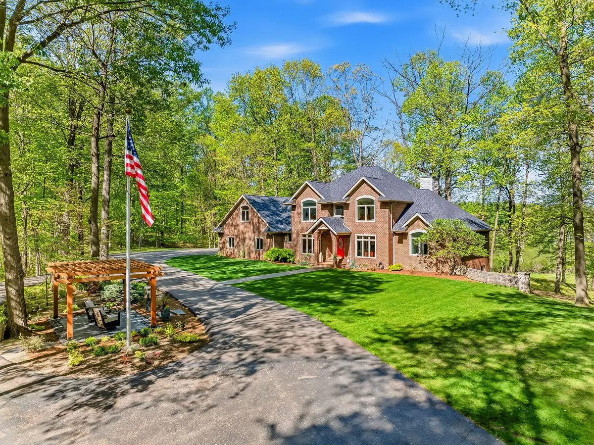 2099 E Clear Lake Road, Buchanan, MI 49107 - #1