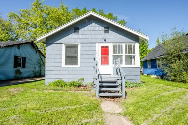 1216 Broadway, BentonHarbor, MI 49022