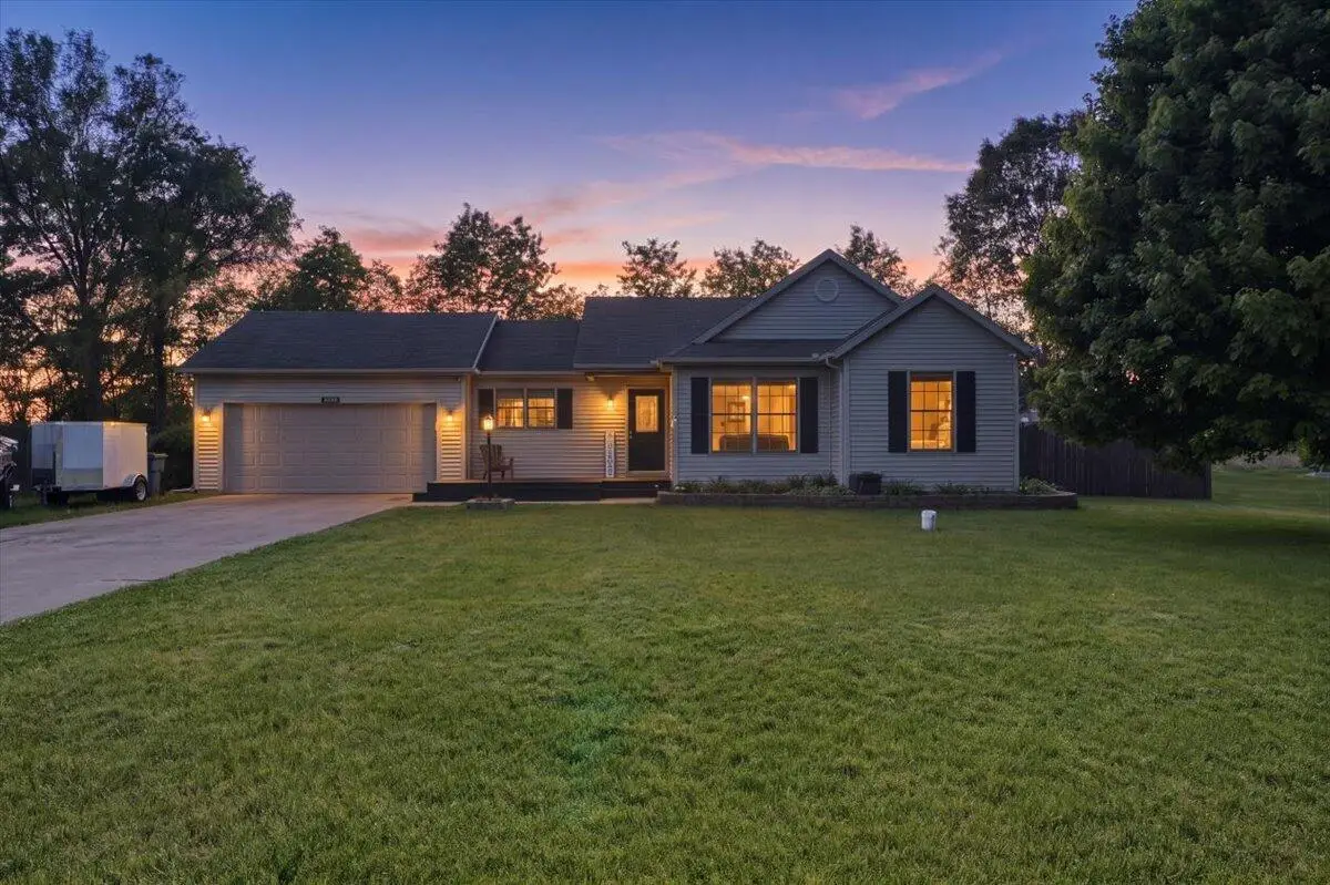 3030 Maplewood Street, Benton Harbor, MI 49022 - #1