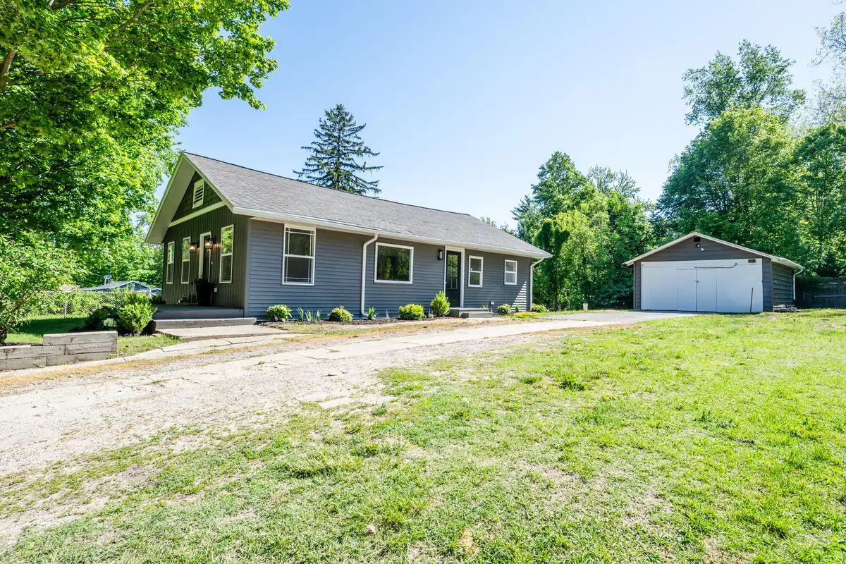 6027 Superior Street, Coloma, MI 49038 - #1