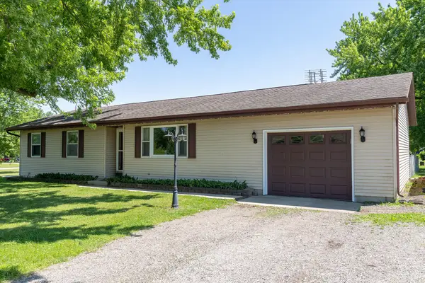 61214 Mary Lou Lane, Cassopolis, MI 49031