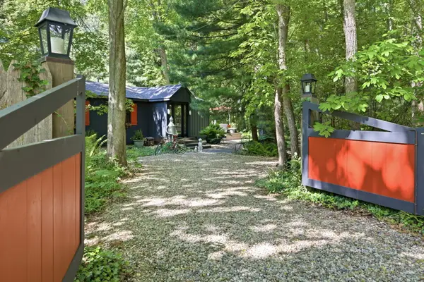 15724 Locke Road, UnionPier, MI 49129