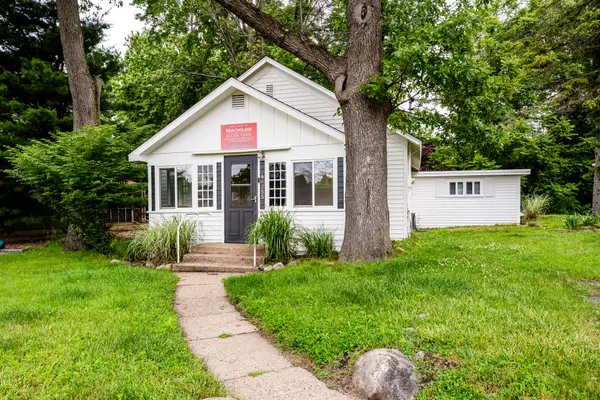 46355 Grand Beach Road, NewBuffalo, MI 49117