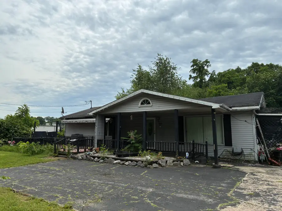 528 Superior Street, Niles, MI 49120 - #2