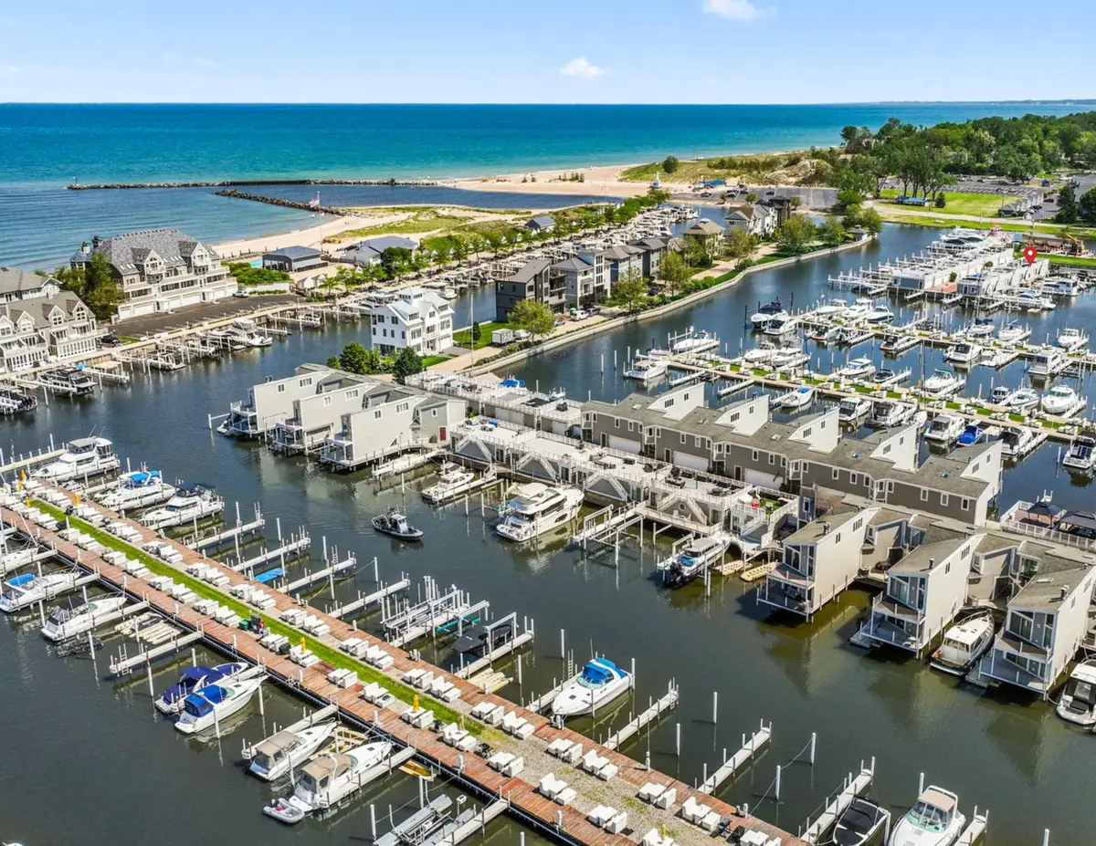 19 Lighthouse Point, New Buffalo, MI 49117 - #1