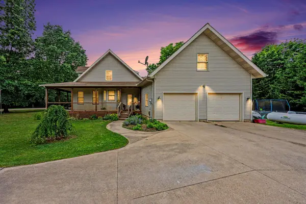 15757 Oakshore Drive, ThreeRivers, MI 49093