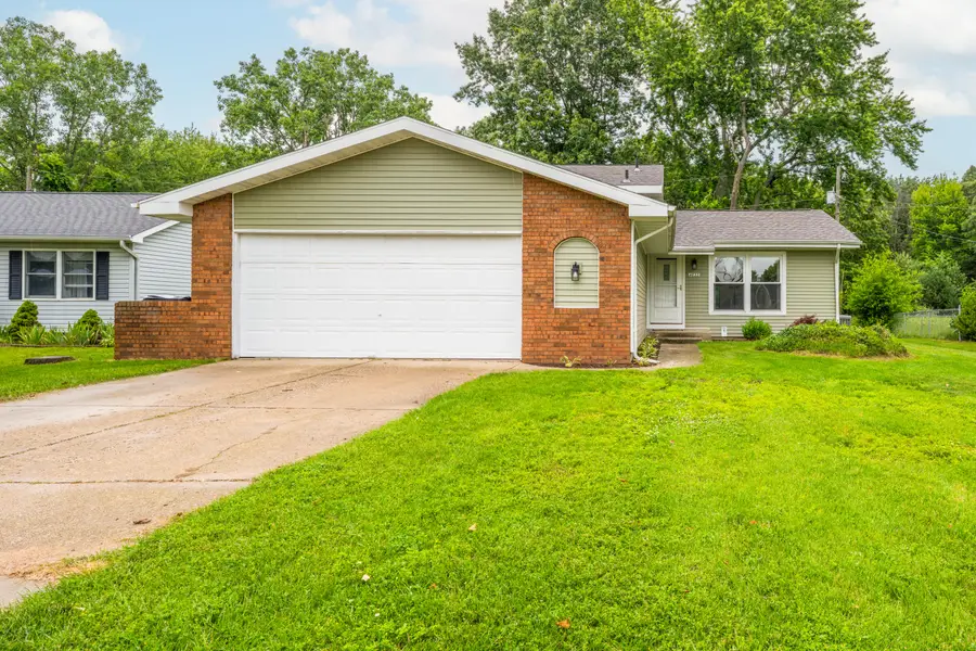 4633 Vista Drive, Bridgman, MI 49106 - #2