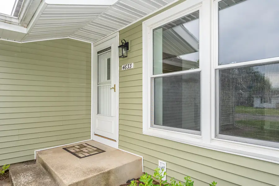 4633 Vista Drive, Bridgman, MI 49106 - #3