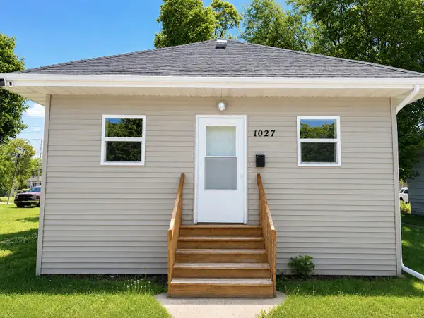 1027 Broadway, BentonHarbor, MI 49022