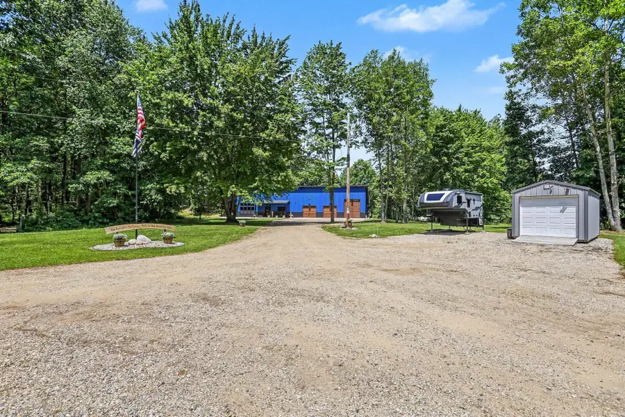 86960 County Road 681, Decatur, MI 49045 - #2