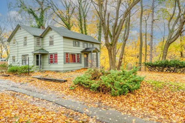 Address Withheld By Seller, BentonHarbor, MI 49022