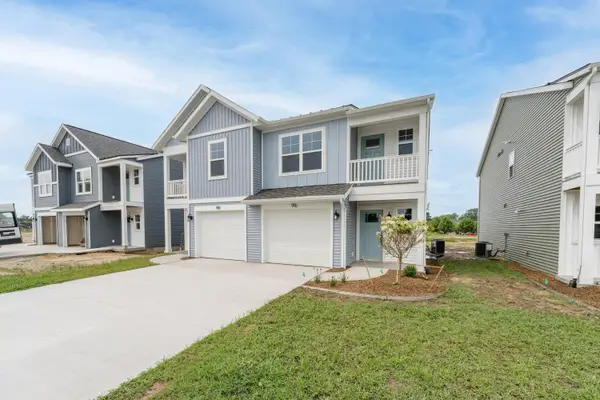 916 Indiana Avenue Unit: 15, SouthHaven, MI 49090