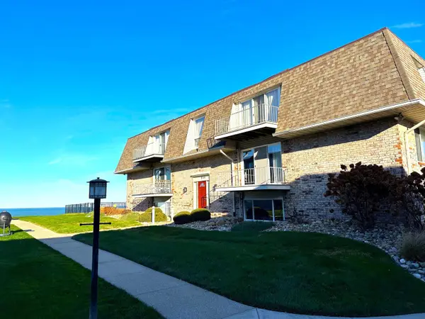 3620 Lakeshore Drive Unit: F3, StJoseph, MI 49085