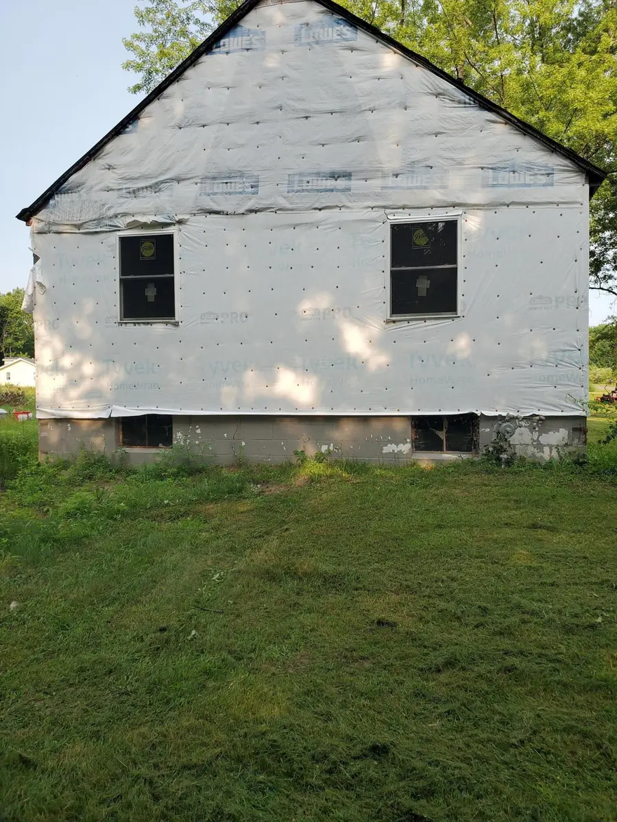 2286 Highland Avenue, Benton, MI 49022 - #2