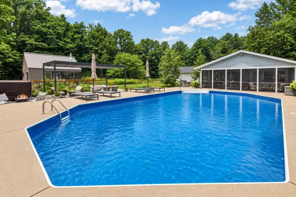 14147 Wildwood Lane, Harbert, MI Yes