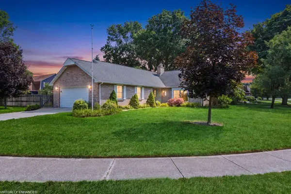 1461 Silverbrook Lane, StJoseph, MI 49085