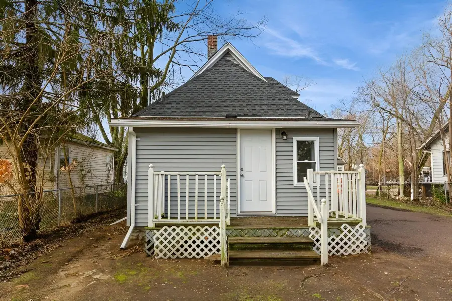 979 Lavette Avenue, Benton Harbor, MI 49022 - #3