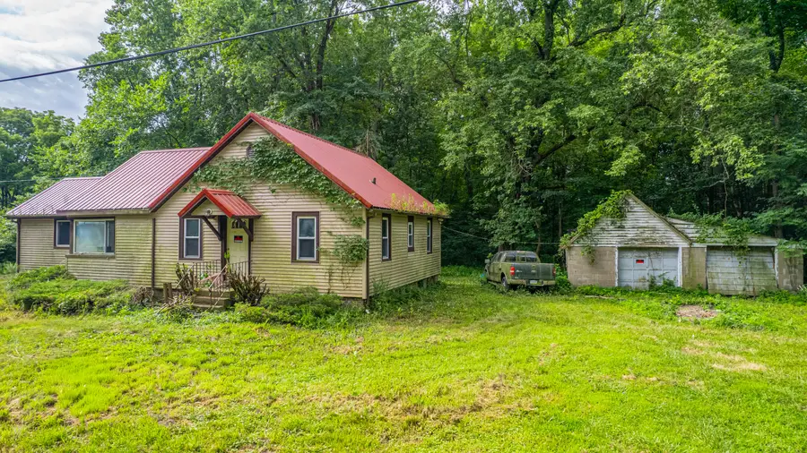 346 E 900 N, Galena, IN 46350 - #2