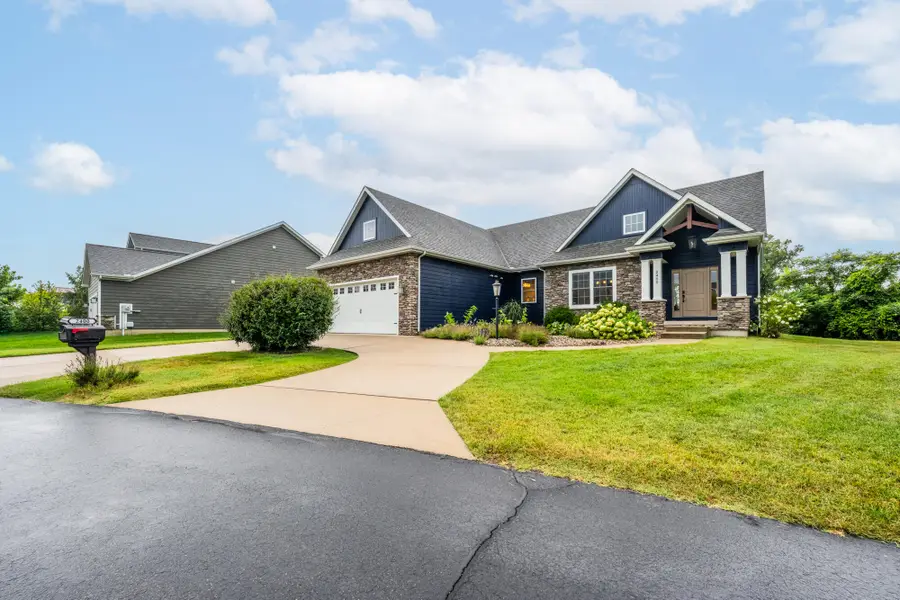 2400 Bay Pointe Drive, Saint Joseph, MI 49085 - #2