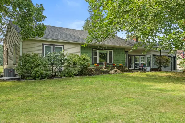 608 E Van Buren Street, Gobles, MI 49055
