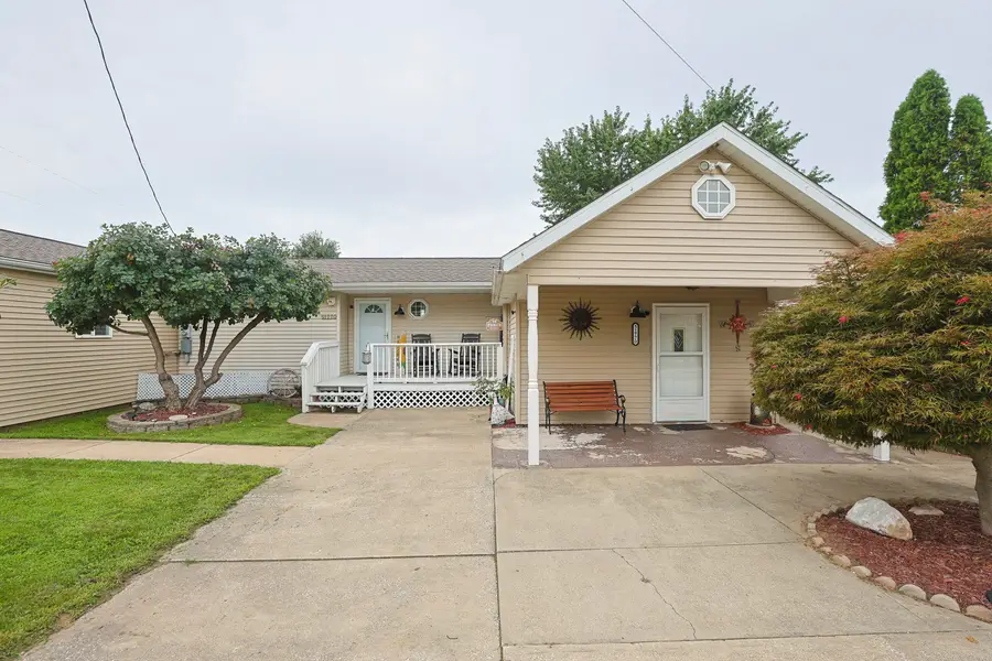 51770 Easy Street, Paw Paw, MI 49079 - #2