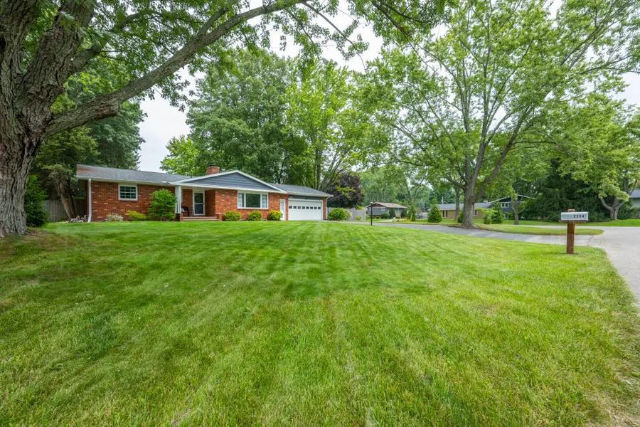 2351 Fountain Lane, Stevensville, MI 49127 - #2