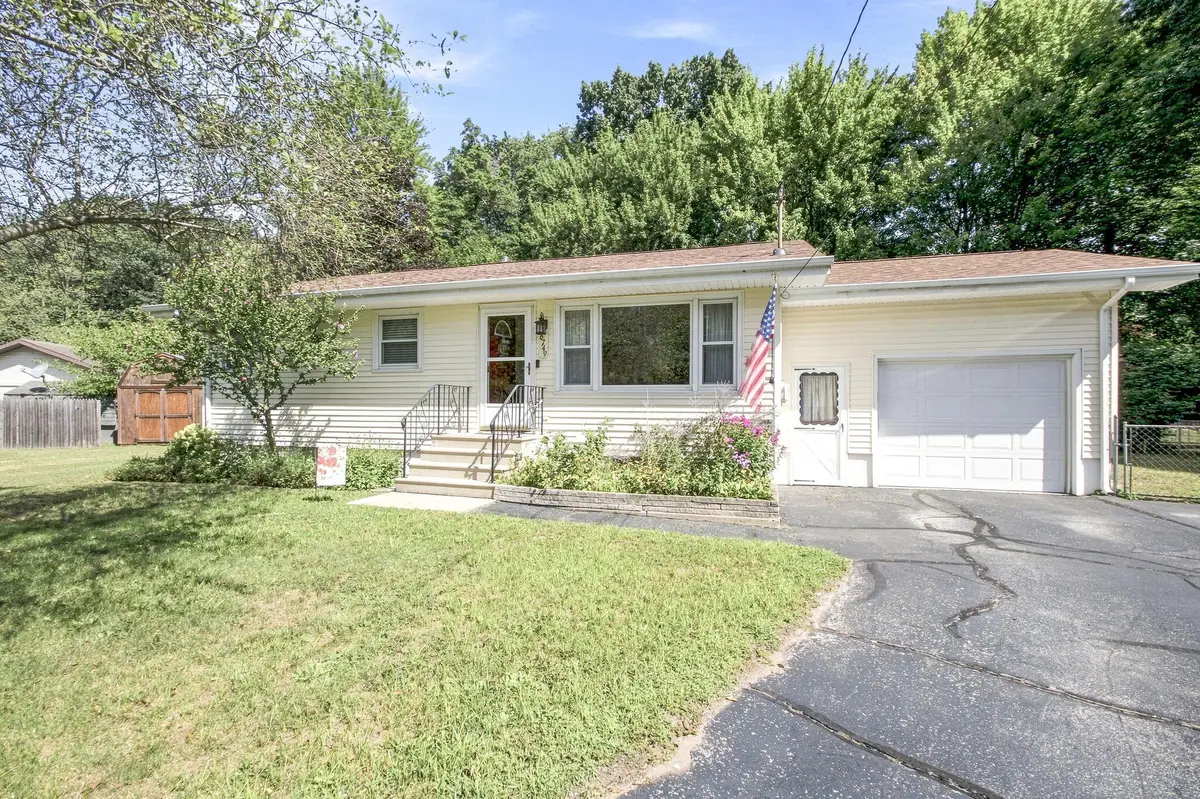 6749 Deadwood, Coloma, MI 49038 - #1