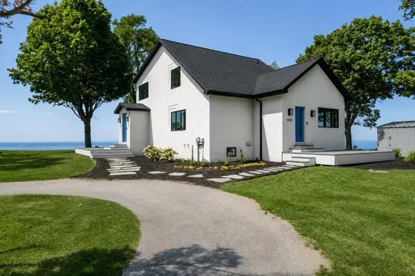 2475 Cedar Path, StJoseph, MI 49085