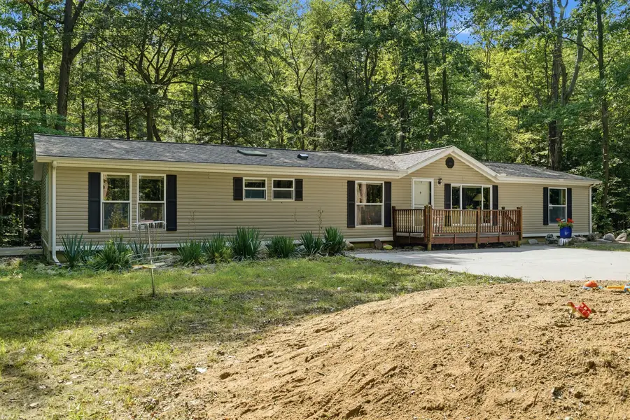 6232 W 106th Avenue, Casco, MI 49090 - #3