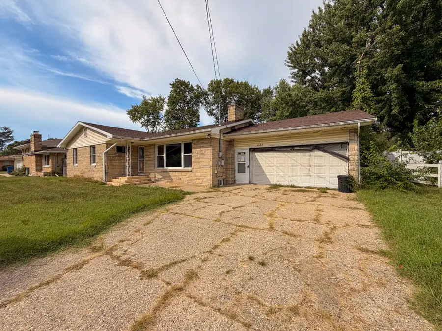 287 Nickerson Avenue, Benton Harbor, MI 49022 - #2