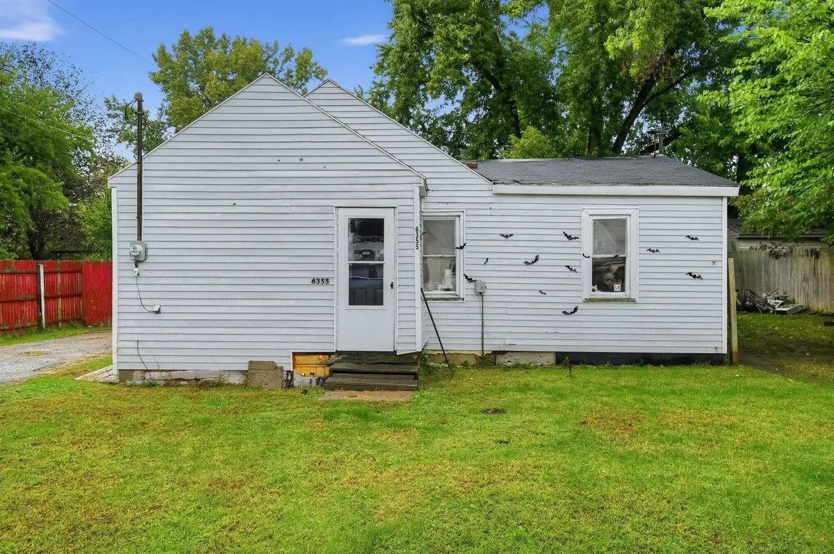 6355 E Ivy Court, Eau Claire, MI 49111 - #1