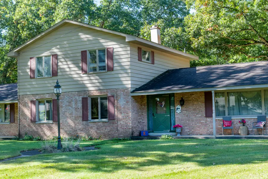 70820 N Driftwood Drive, Edwardsburg, MI 49112 - #2