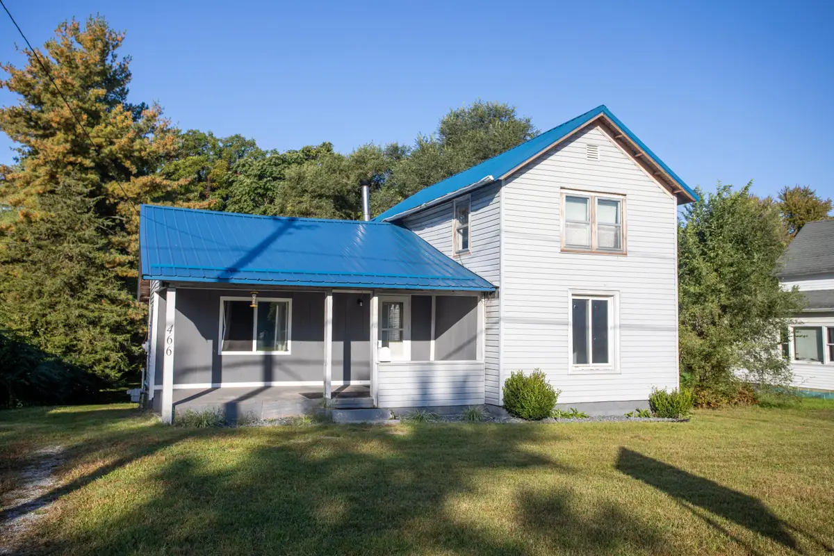 466 N Center Street, Hartford, MI 49057 - #1