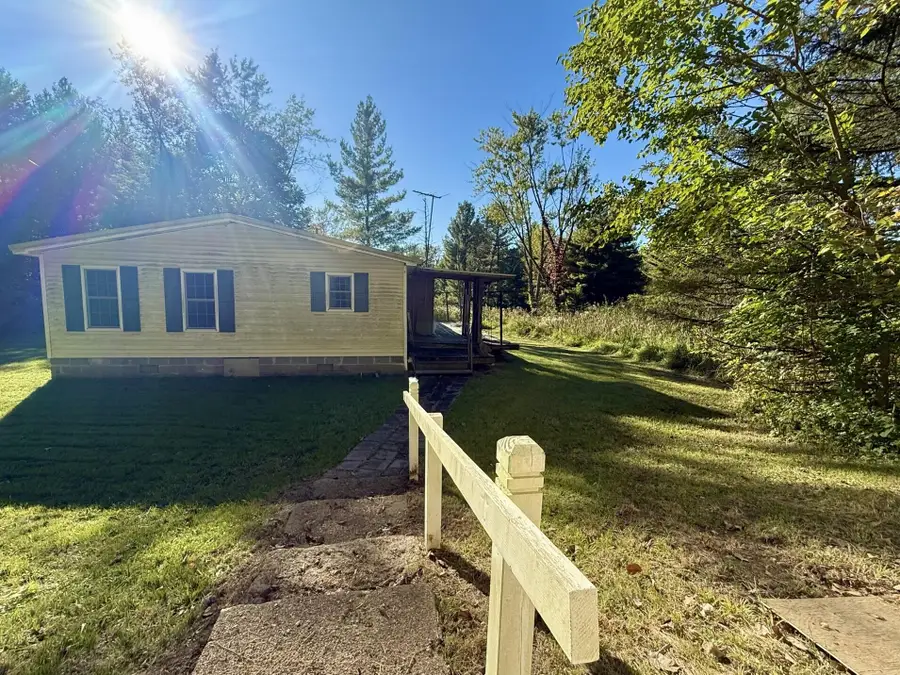1053 Able Road, Buchanan, MI 49107 - #2