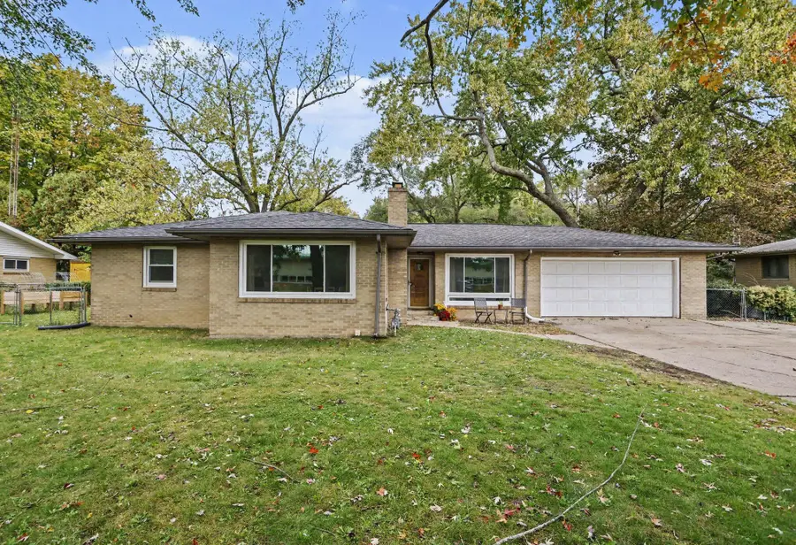 479 Hoover Avenue, Benton Harbor, MI 49022 - #2