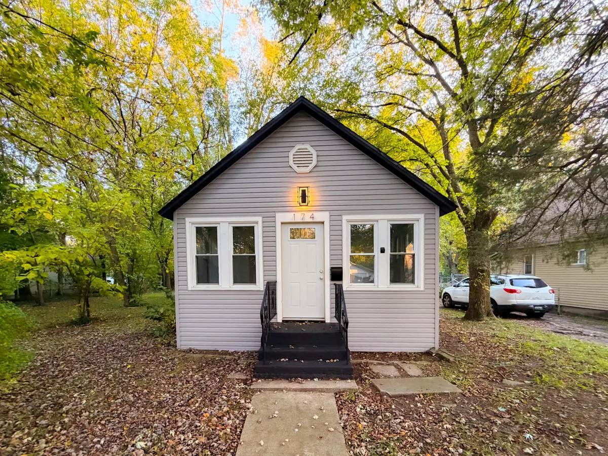174 Cross Street, Benton Harbor, MI 49022 - #1